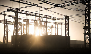 industrial_power_substation_in_open_landscape_mini_seed_1878_steps_1.png
