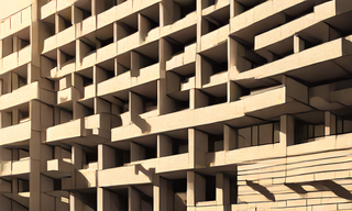 brutalist_architecture_in_sunlight_high_contrast_v_seed_5374_steps_1.png